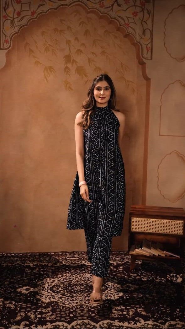 Blue And White Round Neckline Sleeveless Bandhani Straight Kurta With Pent