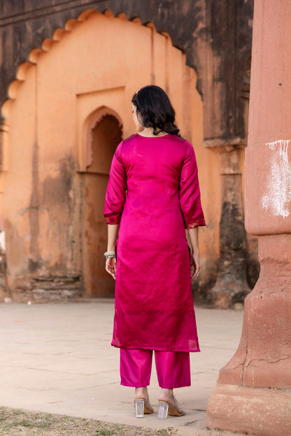 CHEERY PINK COLOURED TREDITIONAL WEAR KURTA SET