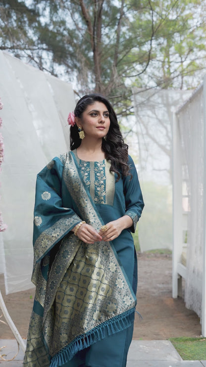 Women's Teal Rayon Slub Jacquard Straight Round Kurta Set