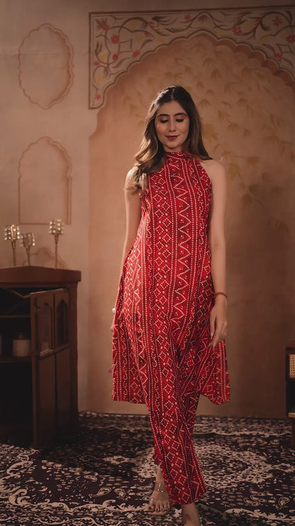 Red And White Round Neckline Sleeveless Bandhani Straight Kurta With Pent